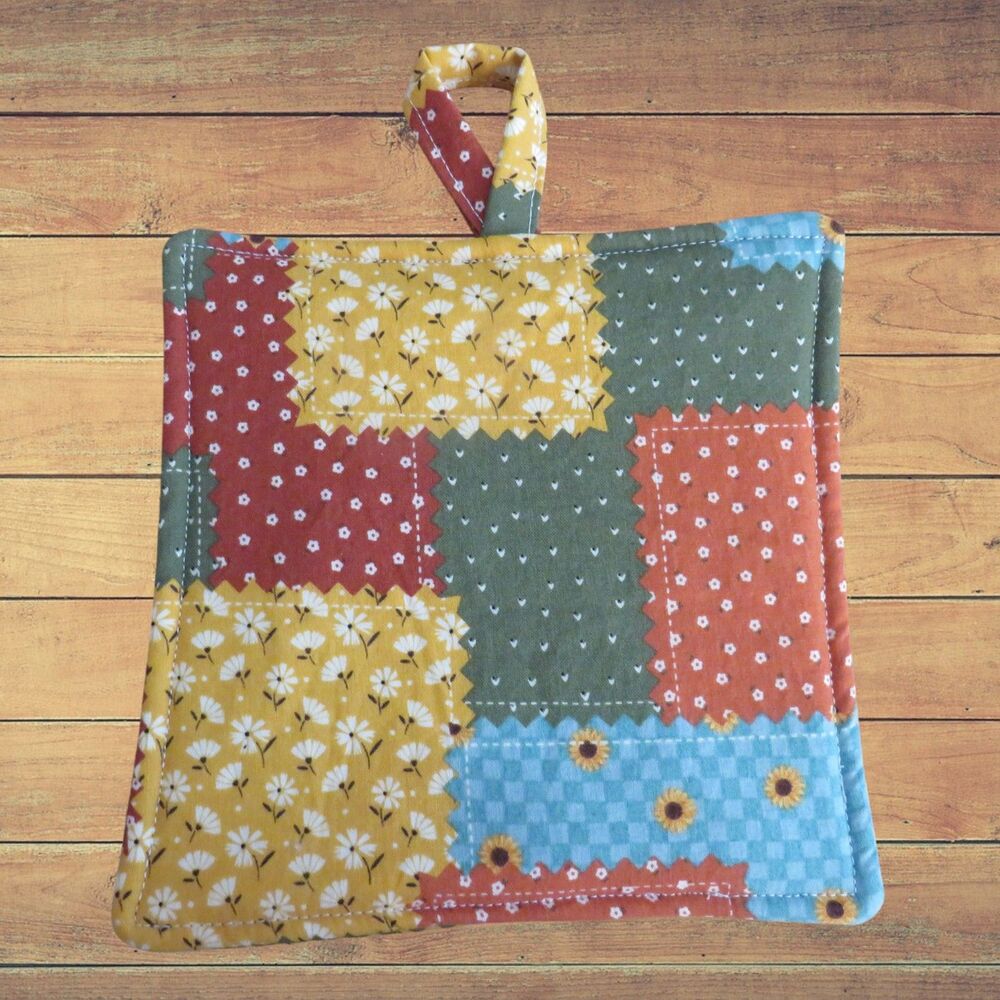 Handmade Potholder, Fall Patchwork - Picture 2 of 2